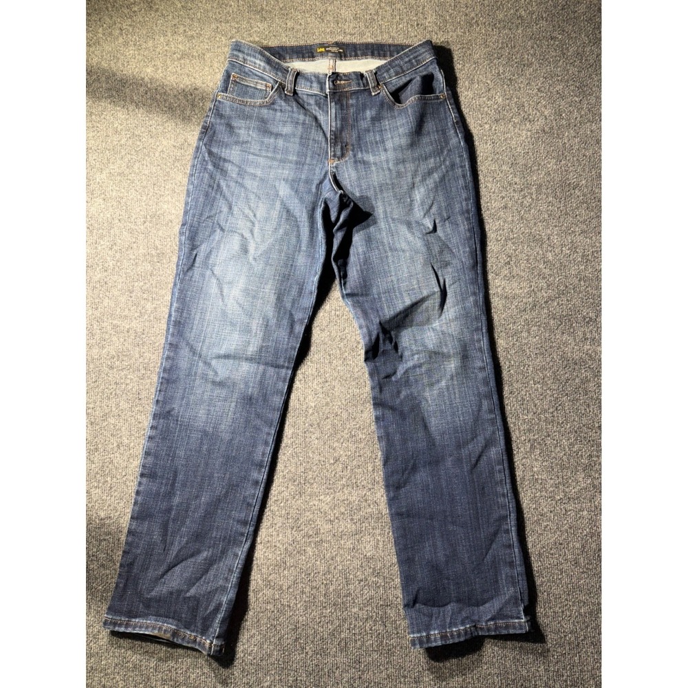 Lee Relaxed Fit Straight Leg Jeans Womens 10M Dark Wash Mid Rise Stretch Denim